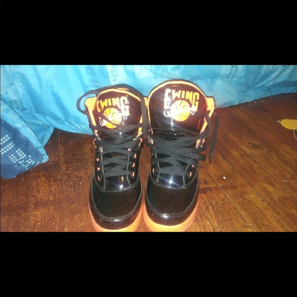 Patrick ewings 33's